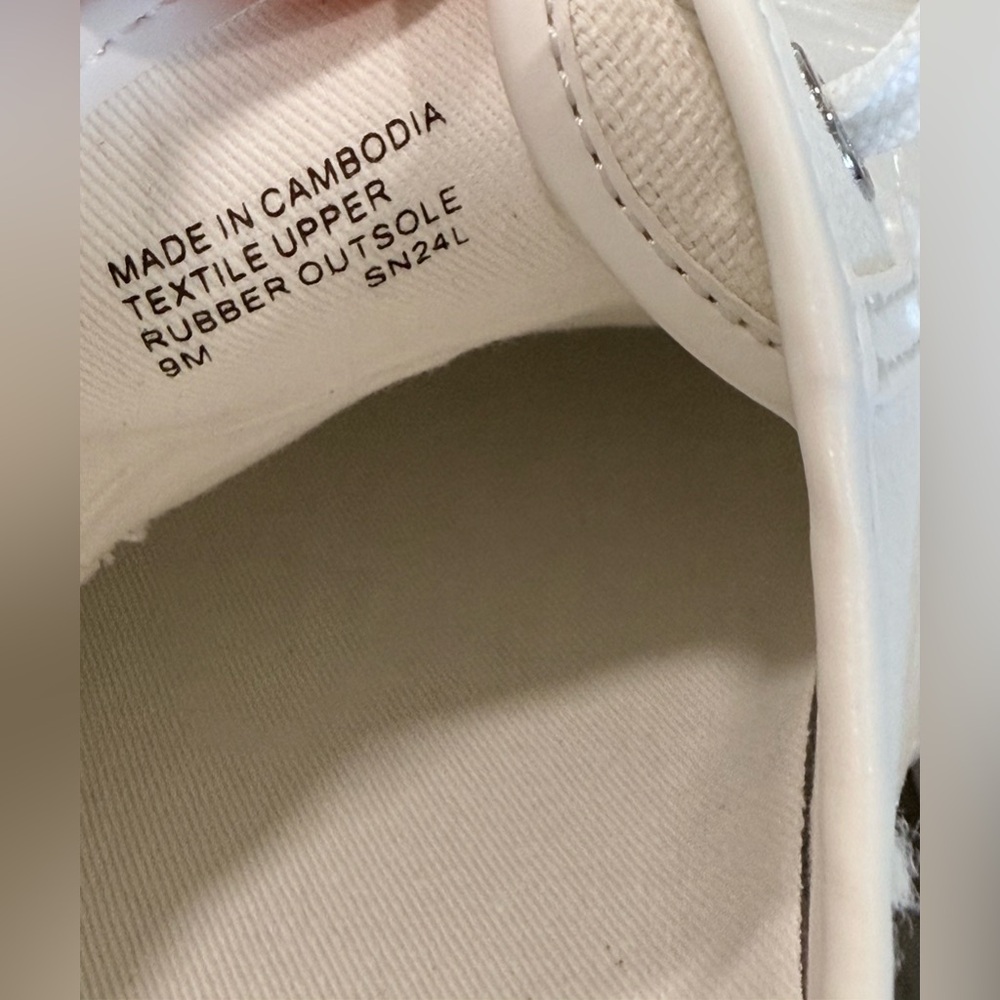 Michael Kors Jude Lace Up Sneaker "New" - Picture 9 of 9